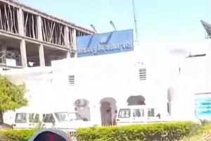 पुत्री की हत्या मामले में शिकायत करने पहुंची मां ने पुलिस कर्मियों पर एसपी कार्यालय से भगाने का लगाया आरोप