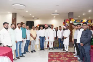 उत्तर प्रदेश उद्योग व्यापार संगठन का होली मिलन समारोह संपन्न