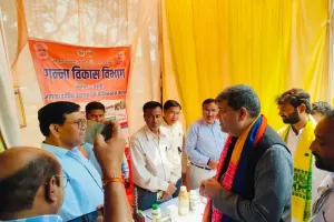 अटल प्रेक्षा गृह में कृषक प्रदर्शनी, बजाज चीनी मिल का स्टॉल बना आकर्षण का केंद्र