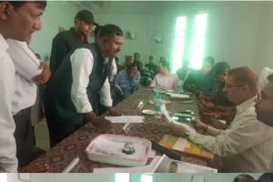 शिकायतकर्ताओं की शिकायतों का निस्तारण गुणवत्तापूर्ण व समयबद्ध तरीके से किया जाये सुनिश्चित-जिलाधिकारी