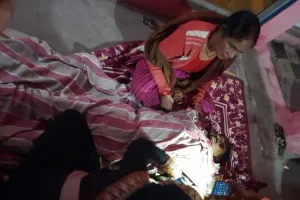 कार ने मारी बाइक सवार को जोरदार टक्कर बाइक सवार की मौके पर ही मौत, एक घायल