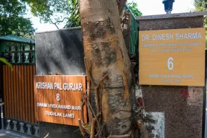 औरंगजेब  के बाद अब तुगलक की बारी