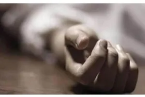 टैंपो पलटने से टैंपो चालक की मौत