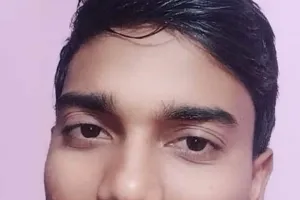 सिद्धार्थनगर में बाइक सवार बदमाशों ने  स्वर्ण व्यावसायी  प्रभंजन वर्मा की गोली मारकर हत्या कर  जेवरात से भरा बैग लेकर हुए फरार