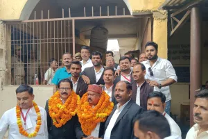 दुद्धी सिविल बार एसोसिएशन चुनाव में प्रभु सिंह बने अध्यक्ष, महेंद्र जायसवाल बने सचिव