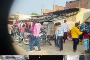 संदिग्ध परिस्थितियों में आग लगने से दुकान एवं घर का सारा सामान जलकर खाक , परिजन हतप्रभ