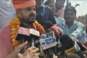 यौन उत्पीड़न मामले में बृजभूषण शरण सिंह को मिली क्लीन चिट।