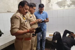 जामपानी गांव के समीप दो बाइकों की टक्कर में एक युवक की मौत,दो मासूम समेत छह घायल