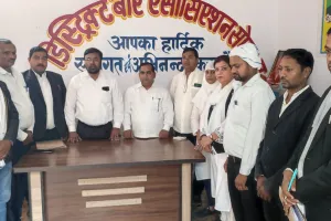 डी बी ए सोनभद्र के तत्वाधान  में   श्रद्धांजलि सभा का आयोजन, शहीद जवानों सहित नागरिकों को दिया श्रद्धांजलि