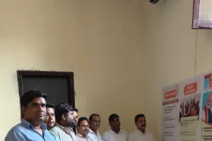 भाजपा कार्यालय में लगी अहिल्याबाई होल्कर प्रदर्शनी का अवलोकन भाजपा कार्यकर्ताओं के साथ किया