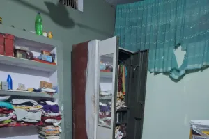 बड़ी चोरी की वारदात लाखों के जेवरात हजारों रुपए की नगदी चोरी ग्रामीणों में फैली दहशत