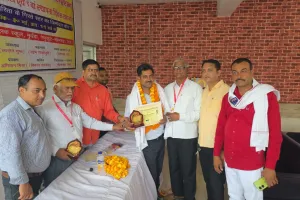 रेणुकूट में हिन्दी पत्रकारिता दिवस एवं 9वां स्थापना दिवस हर्षोल्लास के साथ संपन्न