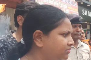 सीनियर अधिकारी मेहरवान तो कनीय क्यो न हो पहलवान 