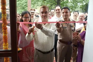 सोन प्रेरणा बाजार का जिलाधिकारी ने किया शुभारंभ