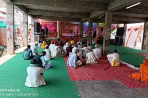 घोरावल के शिवद्वार धाम में 63वां शिव शक्ति महायज्ञ और श्रीमद् भागवत कथा का पंचम दिवस, भक्तों की उमड़ी भीड़