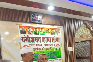 रॉबर्टसगंज में  काब्य संध्या का आयोजन, कवियों को अंग वस्त्र देकर  किया  सम्मानित