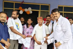 अंतर्राष्ट्रीय योग दिवस के अवसर पर ओबरा के गांधी मैदान में  भव्य और ऐतिहासिक योग शिविर का आयोजन