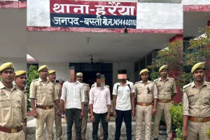 पिता पुत्र पर धारदार हथियार से हमला करने वाले तीन वांछित चढ़े पुलिस के हत्थे 