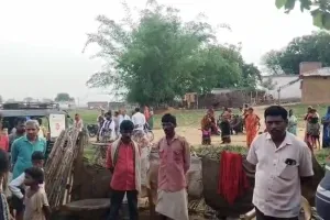 सोनभद्र चोपन के सिंदुरिया गांव में सर्पदंश से नेत्रहीन महिला की दु:खद मौत, झाड़-फूंक के चक्कर में गंवाई जान