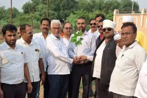 ओबरा तहसील परिसर में विश्व पर्यावरण दिवस पर वृहद वृक्षारोपण कार्यक्रम