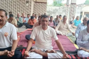 सोनभद्र में प्रमुख योग गुरुओं द्वारा कराया गया प्रोटोकॉल के तहत पूर्वाभ्यास:रवि योगी