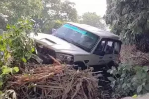 बारात में खुशी बदल गई मातम में: समस्तीपुर में सड़क हादसे में तीन युवकों की दर्दनाक मौत