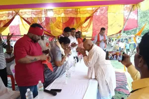 बेतिया विधानसभा क्षेत्र अंतर्गत सतभिडवा मलंग बाबा स्थान पर मेला का भव्य उद्घाटन, मुख्य अतिथि के रूप में मंत्री रेणु देवी रहीं उपस्थित