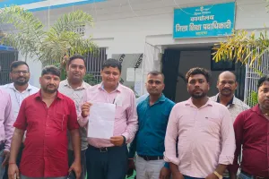 आज से बेल्ट्रॉन कर्मी रहेंगे अनिश्चितकालीन हड़ताल पर, मांगे नहीं मानी तो नहीं लौटेंगे काम पर