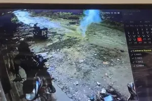 सोनभद्र में सड़क से निकली रहस्यमयी आग की लपटें, 9 सेकंड तक दिखा अजूबा नजारा