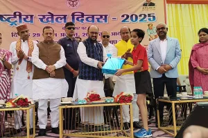 राष्ट्रीय खेल दिवस पर ग्रीन पार्क में हाकी मैच का आयोजन 