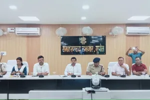 चेहल्लुम और जन्माष्टमी को लेकर जिला शांति समिति की बैठक, प्रशासन को सतर्कता बरतने के निर्देश