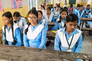 रावर्ट्सगंज राजकीय बालिका इंटर कॉलेज में हार्टफुलनेस एजुकेशन ट्रस्ट का चल रहा हेल्प प्रोग्राम