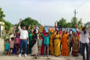 ओबरा में अल्ट्राटेक की हैवी ब्लास्टिंग से कांप रही धरती, घरों में आ रही हैं दरारें