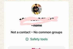  जिसमें भी .apk लिखा हुआ हो, वो कभी नहीं खोलना है, क्योंकि इस को खोलते ही आप का मोबाइल हैक हो जायेगा 