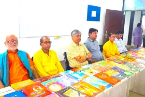 गायत्री ज्ञान मंदिर के ज्ञान यज्ञ अभियान, आरजीएस कॉलेज ऑफ फार्मेसी में हुई 447वें युगऋषि वाङ्मय की स्थापना