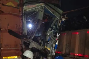 सीआईएसएफ फायर एस‌एसटीपीएस शक्तिनगर ने बचाई  ट्रक ड्राइवर की जान, लोगों ने किया भूरि भूरि प्रसंशा