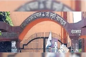 न्यायालय के आदेश पर गोला थाने में गौरव मोटर संचालक के खिलाफ मुकदमा दर्ज, फर्जी इंश्योरेंस और धमकी का मामला