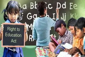 सरकारी विद्यालयों में गिरती शिक्षा की गुणवत्ता: जवाबदेही किसकी ? 