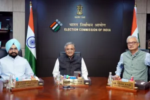 महादेवपुरा वोटर सूची में हेरफेर के राहुल के आरोपों का केस सुप्रीम कोर्ट पहुँचा