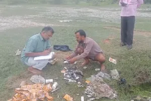 कुएं के अंदर बोरी में मिली सरकारी व प्राइवेट दवाइयों की बड़ी खेप