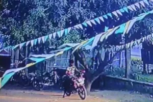 थाना से छूटते ही साइकिल चोर नेबाईक उड़ा कर पुलिस को दिया गिफ्ट