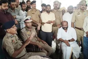 सिद्धार्थनगर में युवक को मारने पीटने के मामले में आरोपी पुलिस कर्मियों पर केस दर्ज