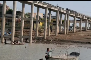 450 करोड़ रुपए की परियोजना पर बाढ़ ने लगाया ब्रेक,275 गांवों में शुद्ध पेयजल आपूर्ति पर विराम