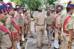 पुलिस अधीक्षक सोनभद्र अभिषेक वर्मा द्वारा रिजर्व पुलिस लाइन चुर्क में ली गई परेड की सलामी, दिये आवश्यक दिशा निर्देश