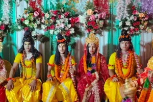 संकट मोचन मंदिर दुद्धी पर भरत मिलाप कार्यक्रम का  भव्य आयोजन, जय श्री राम के जयकारों से समूचा नगर गूंज उठा