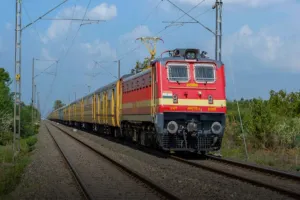 Railway News: रेल यात्री हो जाए सावधान ! ये सभी ट्रेन रहेगी रद्द 