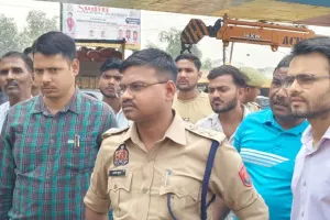 दीपावली से पहले टूण्डला में अतिक्रमण हटाओ अभियान चला