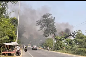 कपड़ा और सड़ा-गला मोम जलाने वाले क्रेशरो पर गिरी गाज, कोल्हुओं पर ताबड़तोड़ छापे से मचा हड़कंप