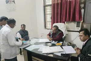 अपर निदेशक ने किया सामुदायिक स्वास्थ केंद्र का औचक निरीक्षण