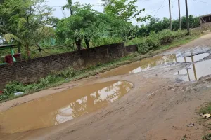 बदरपुर विधानसभा क्षेत्र के ऐंगलर बाजार और बढ़तल में लोग तीन न्यायसंगत मांगों के लिए अभूतपूर्व लोकतांत्रिक आंदोलन में सफल मतदान का किया बहिष्कार 